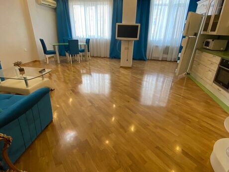 Elan №6370415 - Bakı, 8 Noyabr m., 2 otaqlı, 80 m², 11/17 mərtəbə