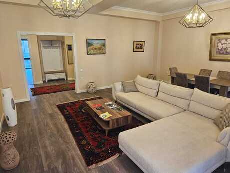 Kirayə 3 otaqlı mənzil, 130 m², Ağ şəhər: 1 700 ₼/ay 3