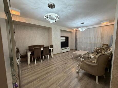 Elan №6370477 - Bakı, 8 Noyabr m., 3 otaqlı, 145 m², 15/27 mərtəbə