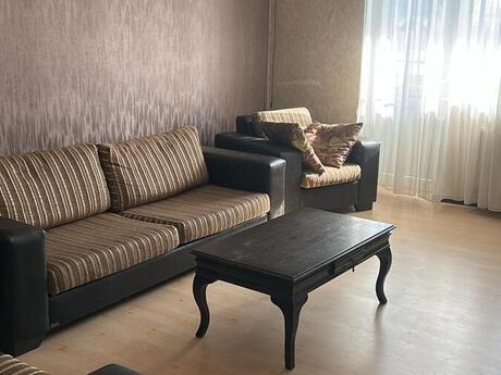 Elan №6370502 - Bakı, Bakmil m., 3 otaqlı, 130 m², 7/12 mərtəbə