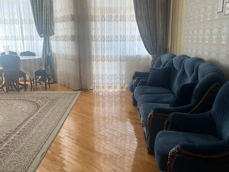Elan №6370501 - Bakı, 8 Noyabr m., 3 otaqlı, 140 m², 17/18 mərtəbə