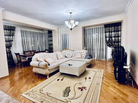 Объявление №6370593 - Баку, м. Ичеришехер, 4-комн., 145 м², 4/15 этаж