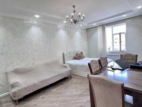 3-комн. новостройка - м. Ази Асланов - 88 м²