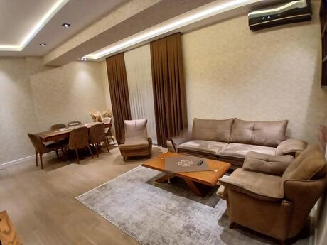 3-комн. новостройка - м. Ази Асланов - 88 м²