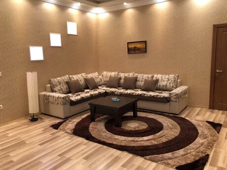 2 otaqlı mənzil, 60 m², İçəri Şəhər: 240 000 ₼ 3