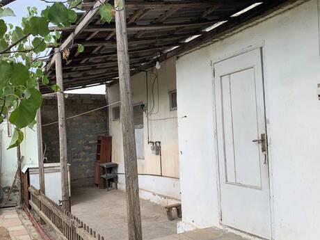 1 otaqlı həyət evi/bağ evi - Yeni Suraxanı q. - 33 m²