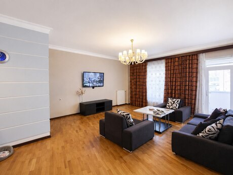 3 otaqlı mənzil, 160 m², Elmlər Akademiyası: 470 000 ₼ 2