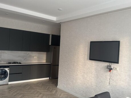 3-комн. новостройка - Ясамальский р. - 80 м²