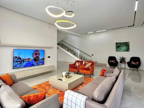 6 otaqlı həyət evi/bağ evi - Bilgəh q. - 606 m²