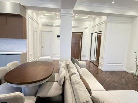 2 otaqlı mənzil, 80 m², Ağ şəhər: 470 000 ₼ 2