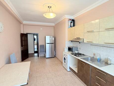 2-комн. новостройка - м. Иншаатчылар - 95 м²
