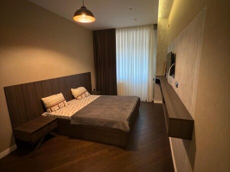 2-комн. новостройка - Насиминский  р. - 70 м²
