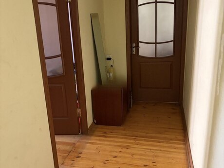 Продаётся 2-комнатная квартира в старом фонде, Azadlıq Prospekti, 65 м², 192 000 AZN, фото 5 / 8