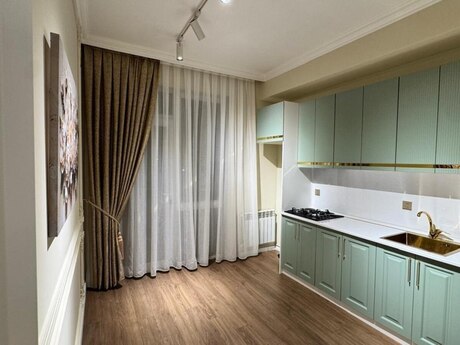 Elan №6371021 - Bakı, İnşaatçılar m., 2 otaqlı, 80 m², 2/17 mərtəbə