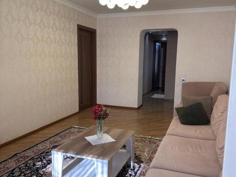 3-room apartment for rent, 80 m², Elmlər Akademiyası: 900 ₼/mo 3