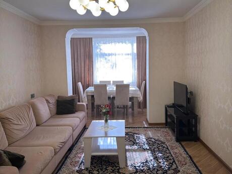3-room apartment for rent, 80 m², Elmlər Akademiyası: 900 ₼/mo 4