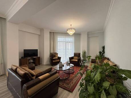 Kirayə 3 otaqlı mənzil, 150 m², Ağ şəhər: 1 600 ₼/ay 2