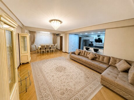 Elan №6371187 - Bakı, Elmlər Akademiyası m., 3 otaqlı, 120 m², 4/10 mərtəbə