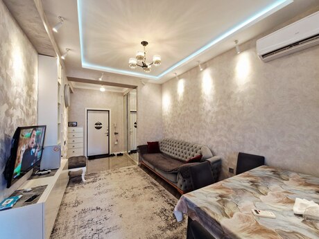2-комн. новостройка - м. Кара Караев - 62 м²
