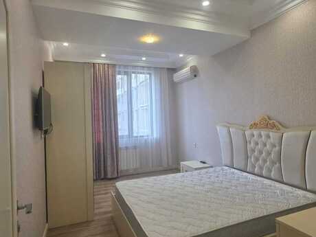 3-комн. новостройка - м. Иншаатчылар - 83 м²