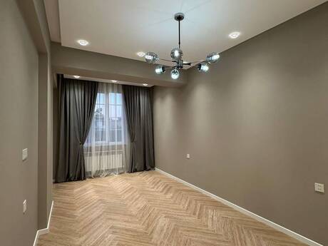 3-room apartment, 130 m², Memar Əcəmi: 295 000 ₼ 2