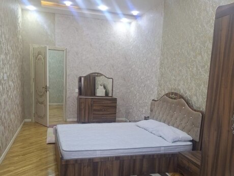2-комн. новостройка - Наримановский  р. - 90 м²