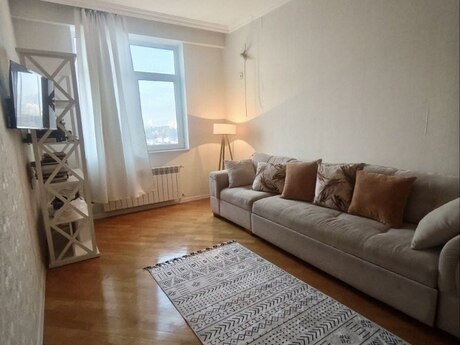 Объявление №6371305 - Баку, м. Азадлыг проспекти, 2-комн., 90 м², 13/18 этаж