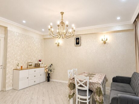 3 otaqlı yeni tikili - 8 Noyabr m. - 95 m²