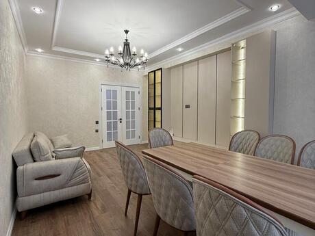 3-комн. новостройка - м. Кара Караев - 118 м²