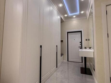 3-комн. новостройка - м. Кара Караев - 118 м²
