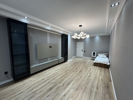 4-комнатная квартира, 130 м², Həzi Aslanov: 280 000 ₼ 2