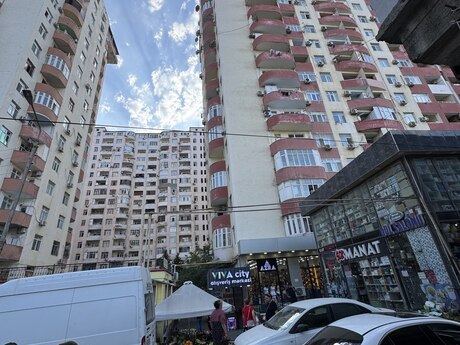 4-комн. · 130 m² · 2/17 этаж, Həzi Aslanov