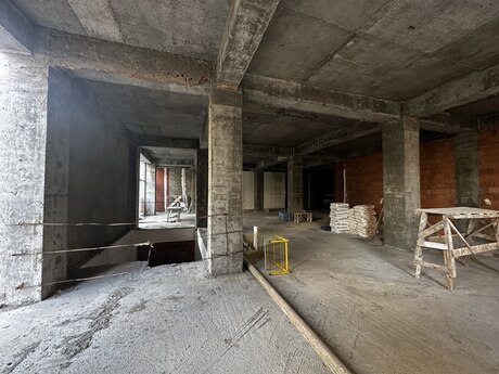 Объект - м. Элмляр Академиясы - 275 м²