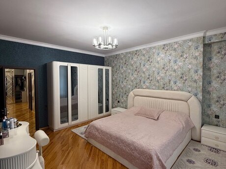 3 otaqlı yeni tikili - İnşaatçılar m. - 145 m²
