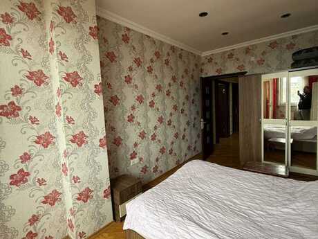 3-room apartment for rent, 75 m², Nərimanov: 900 ₼/mo 4