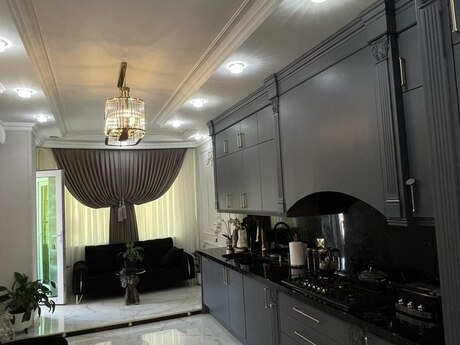 3 otaqlı mənzil, 181 m², Nərimanov: 520 000 ₼ 3