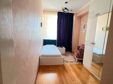 3 otaqlı yeni tikili - İnşaatçılar m. - 95 m²