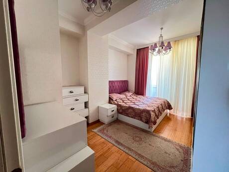 3 otaqlı yeni tikili - İnşaatçılar m. - 95 m²