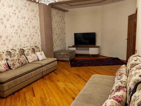 Elan №6371923 - Bakı, Memar Əcəmi m., 3 otaqlı, 130 m², 13/18 mərtəbə