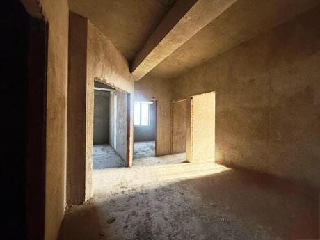 Продаётся 3-комнатная квартира в новостройке, Elmlər Akademiyası, 122 м², 439 000 AZN, фото 2 / 12
