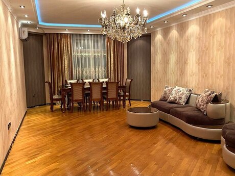 Объявление №6372063 - Баку, м. Шах Исмаил Хатаи, 3-комн., 160 м², 4/18 этаж