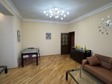 2 otaqlı mənzil, 86 m², Elmlər Akademiyası: 258 000 ₼ 2