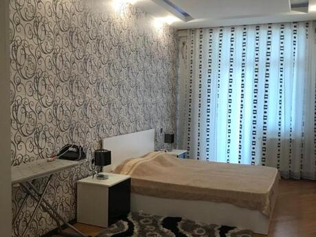 Elan №6372184 - Bakı, 28 May m., 3 otaqlı, 140 m², 8/16 mərtəbə