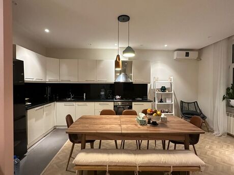 Elan №6372255 - Bakı, İnşaatçılar m., 2 otaqlı, 90 m², 14/16 mərtəbə