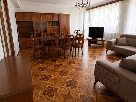 3-room apartment, 100 m², Şah İsmayıl Xətai: 320 000 ₼ 4