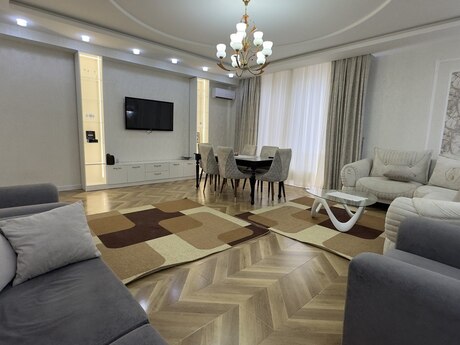 3 otaqlı mənzil, 150 m², Nərimanov: 560 000 ₼ 2