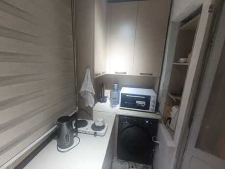 2-комн. вторичка - м. Азадлыг проспекти - 42.5 м²