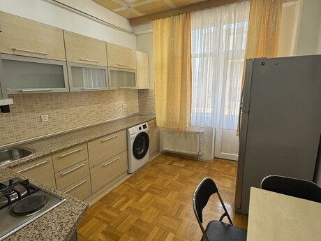 2-комнатная квартира, 85 м², Həzi Aslanov: 204 000 ₼ 5