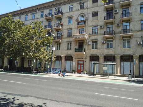 Elan №6367377 - Bakı, Nizami m., 3 otaqlı, 84 m², 5/5 mərtəbə