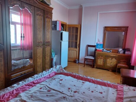 3-room apartment, 100 m², Neftçilər: 250 000 ₼ 3